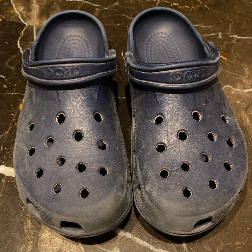Unisex crocs